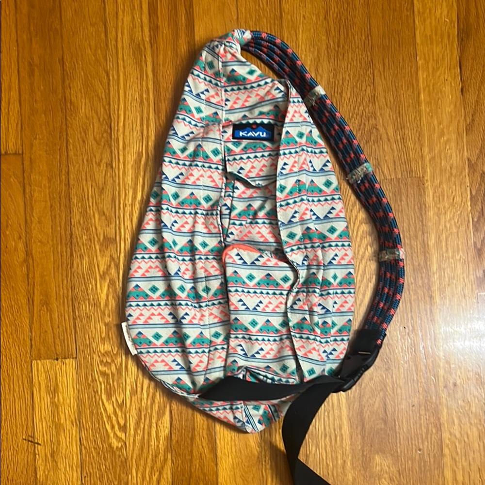 Kavu Multicolor Geometric Sling Bag